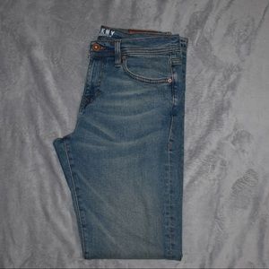 DKNY JEANS
